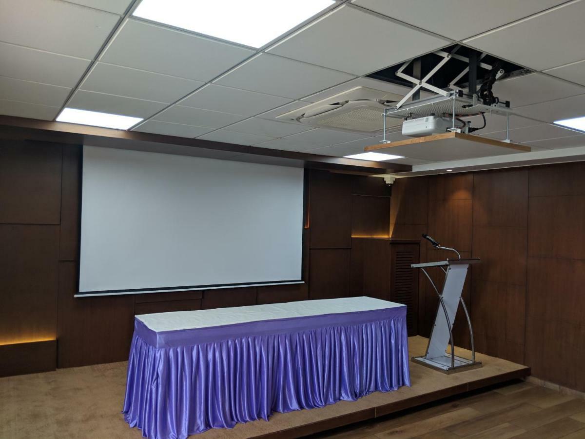 Hotel Avaante Ahmedabad Formerly Known As The Orchid Hotel المظهر الخارجي الصورة