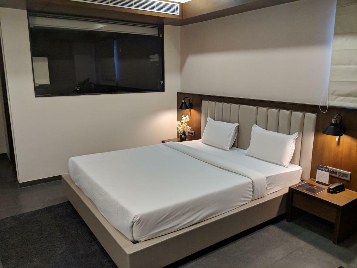 Hotel Avaante Ahmedabad Formerly Known As The Orchid Hotel المظهر الخارجي الصورة